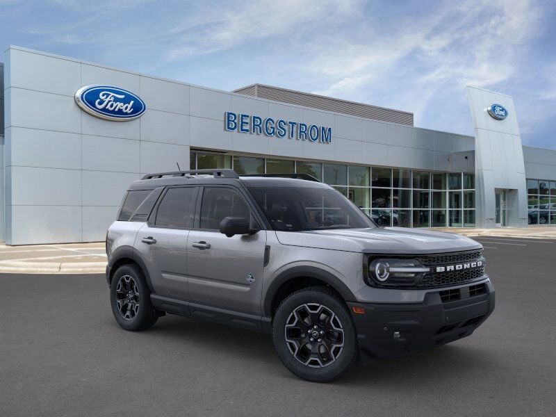 2025 Ford Bronco Sport Outer Banks Green Bay WI