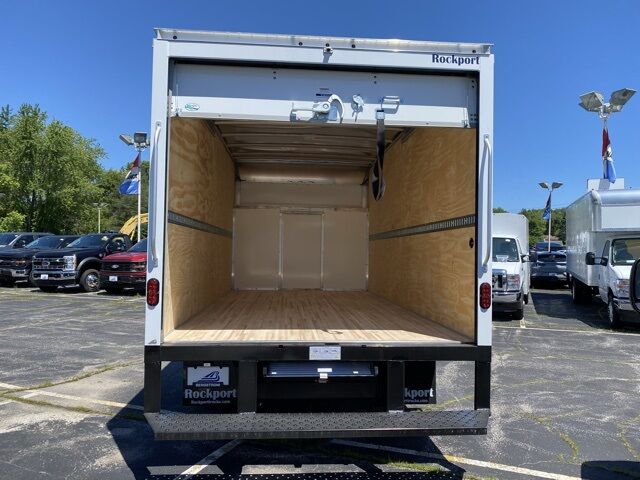 2025 Ford E-350SD Base Green Bay WI