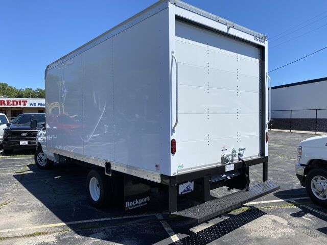 2025 Ford E-350SD Base Green Bay WI