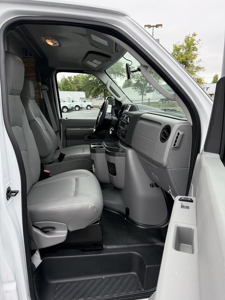 2025 Ford E-350SD Base Gaithersburg MD