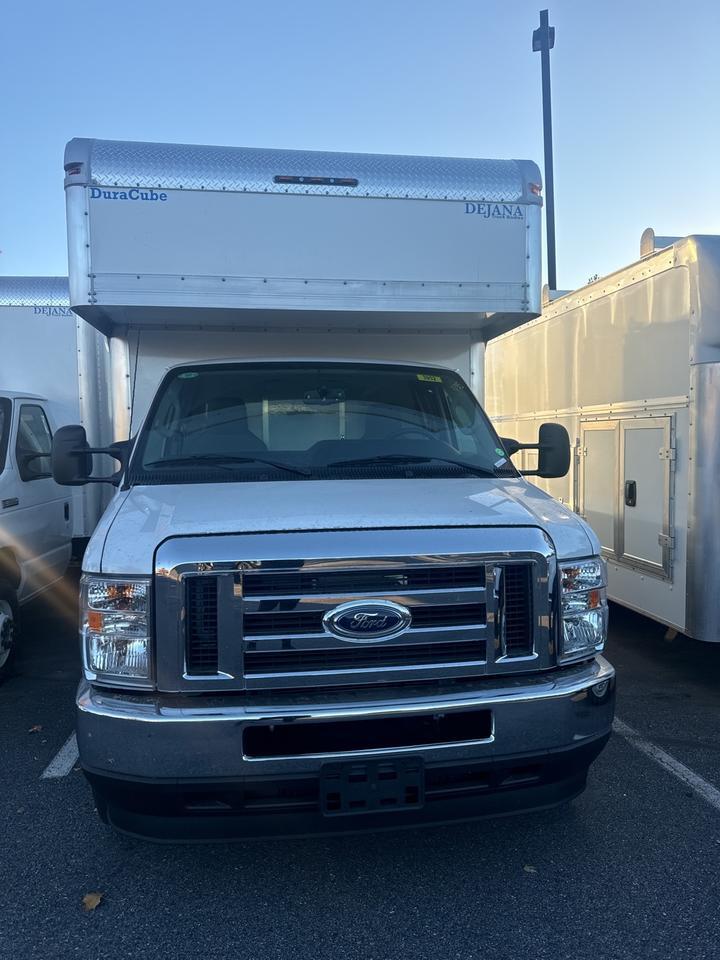 2025 Ford E-350SD Base Gaithersburg MD