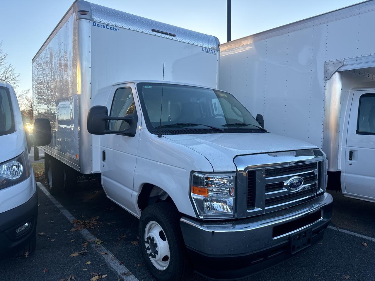 2025 Ford E-350SD Base