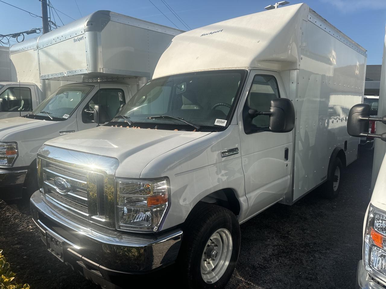 2025 Ford E-350SD Base