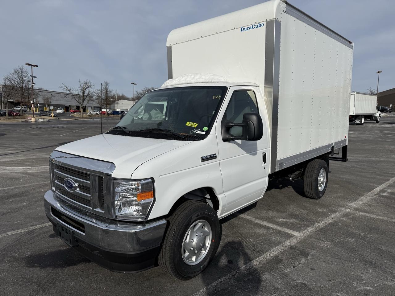 2025 Ford E-350SD Base
