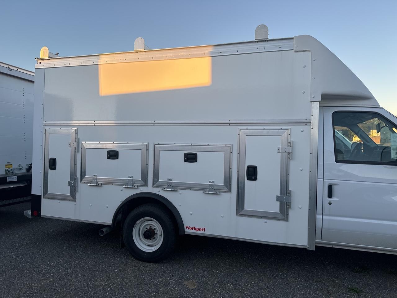 2025 Ford E-350SD Base Gaithersburg MD