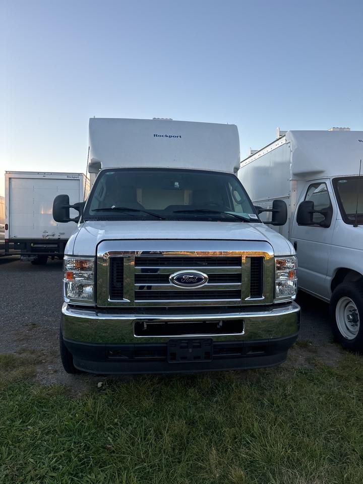 2025 Ford E-350SD Base Gaithersburg MD