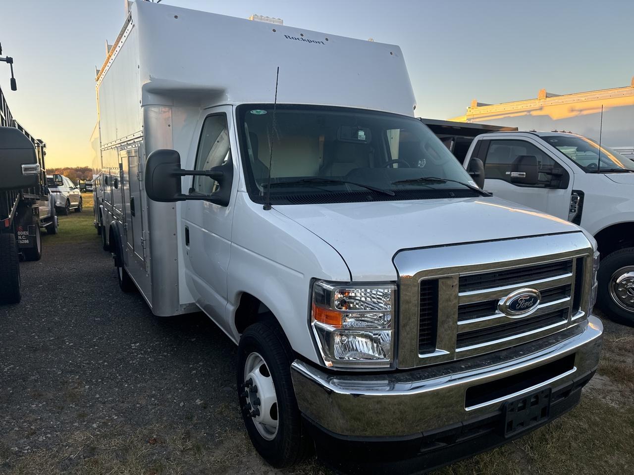 2025 Ford E-350SD Base Gaithersburg MD