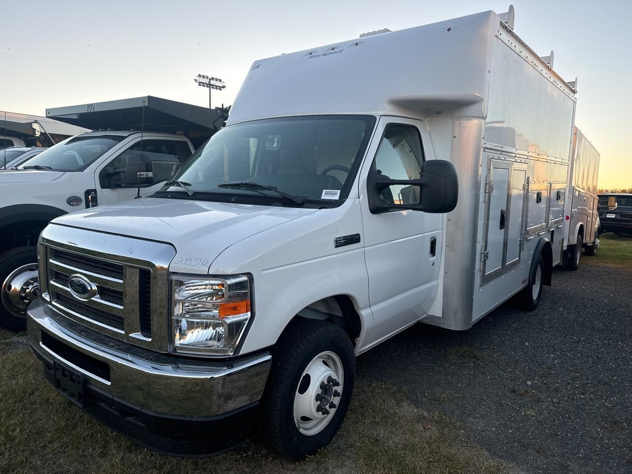 2025 Ford E-350SD Base