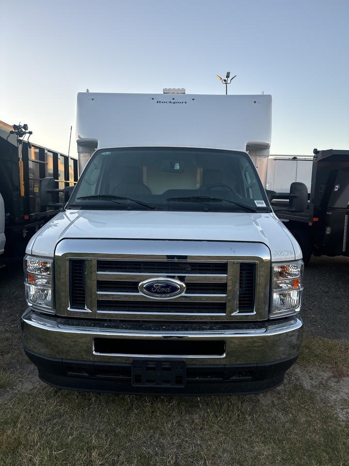 2025 Ford E-350SD Base Gaithersburg MD