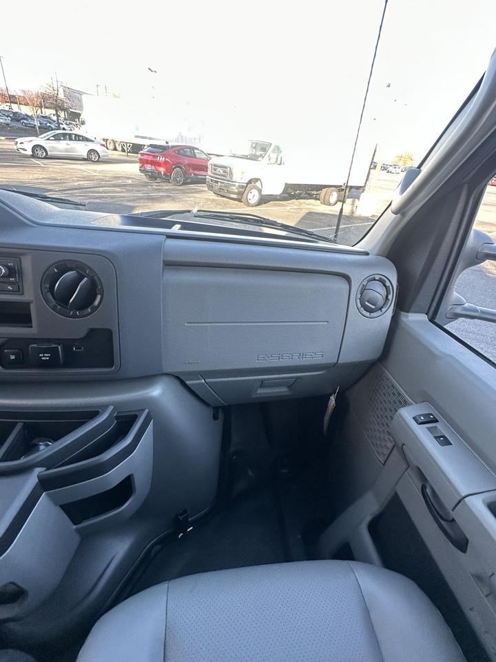 2025 Ford E-350SD Base Gaithersburg MD
