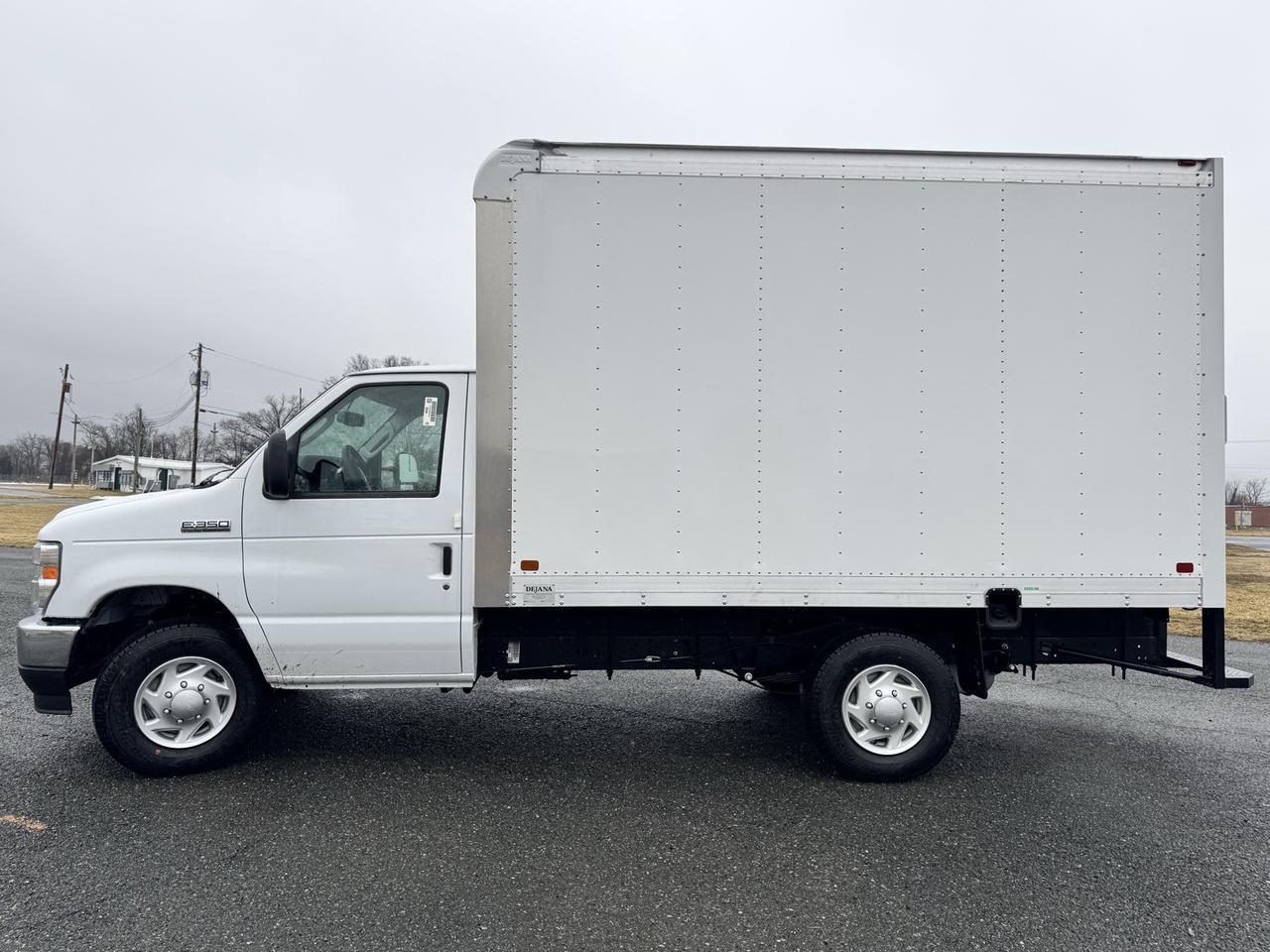 2025 Ford E-350SD Base Gaithersburg MD