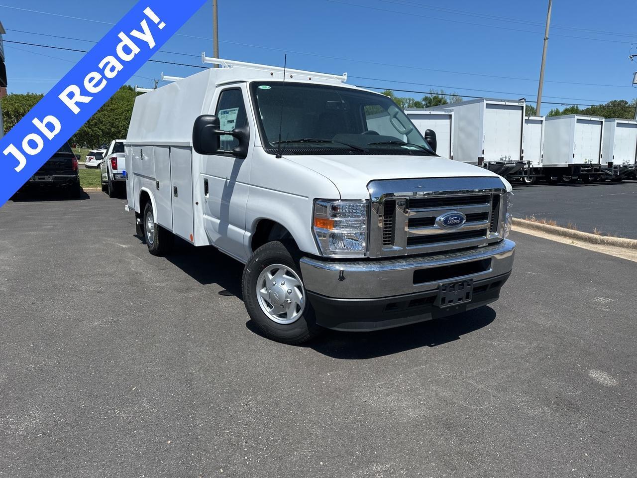 2025 Ford E-350SD Base