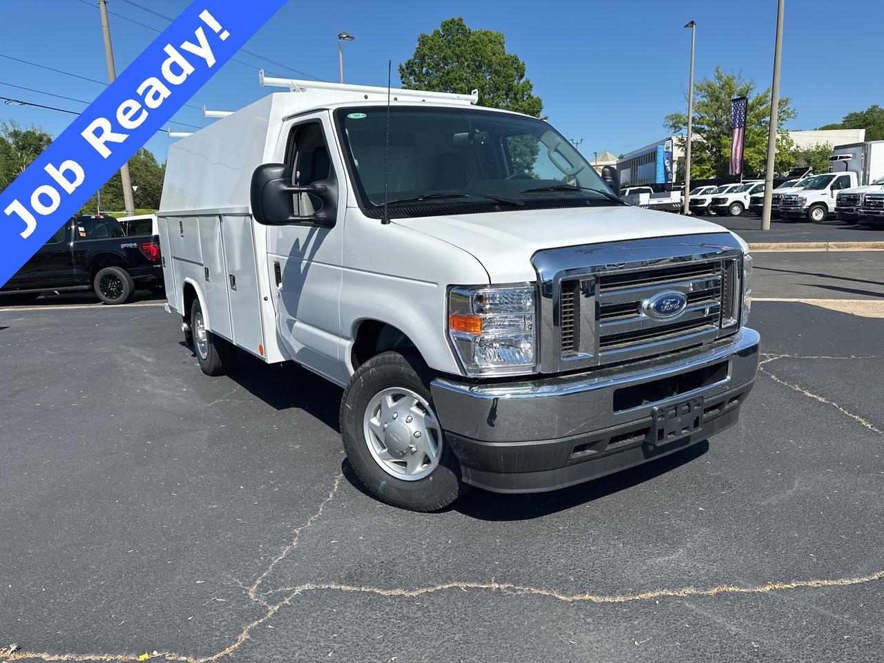 2025 Ford E-350SD Base