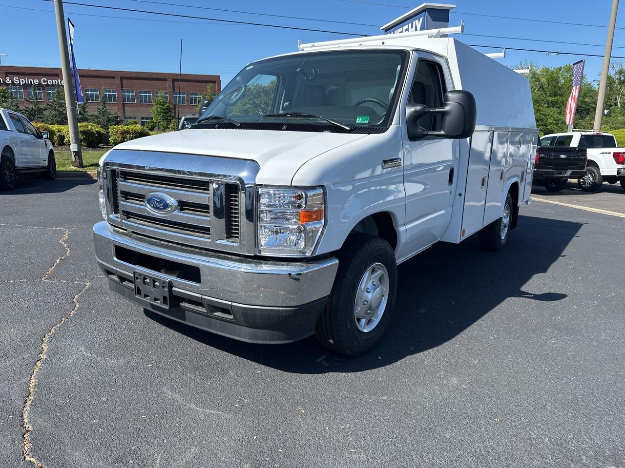2025 Ford E-350SD Base Richmond VA