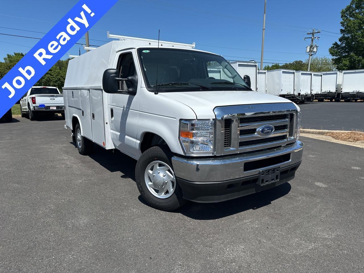 2025 Ford E-350SD Base