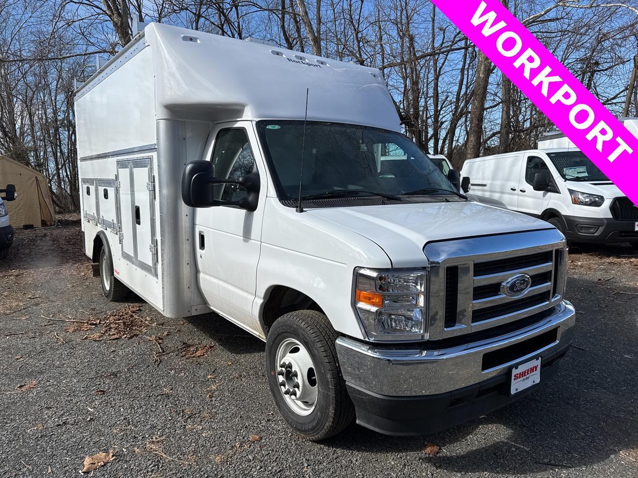 2025 Ford E-350SD Base