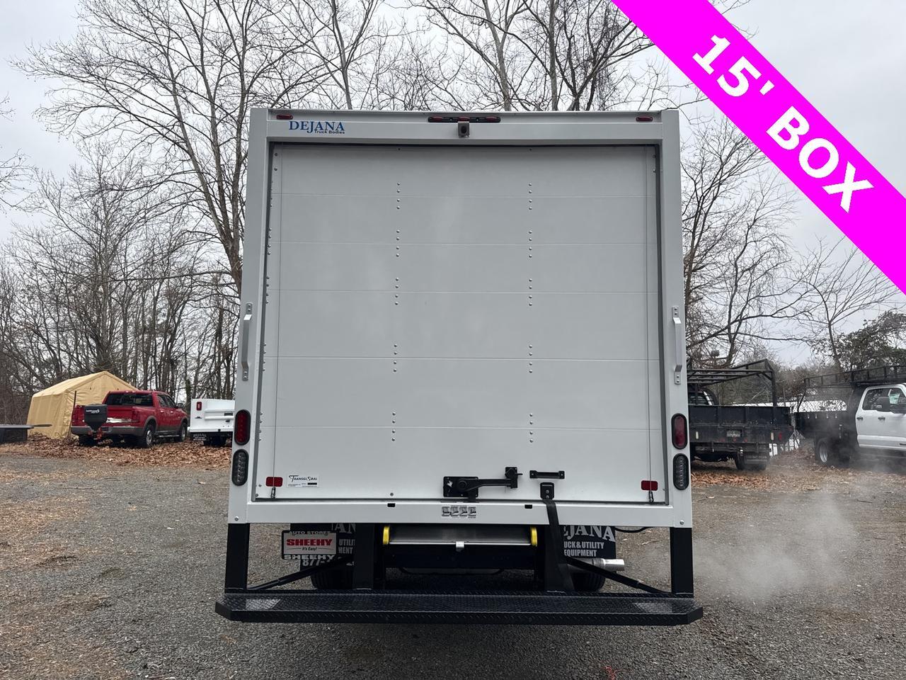 2025 Ford E-350SD Base Warrenton VA