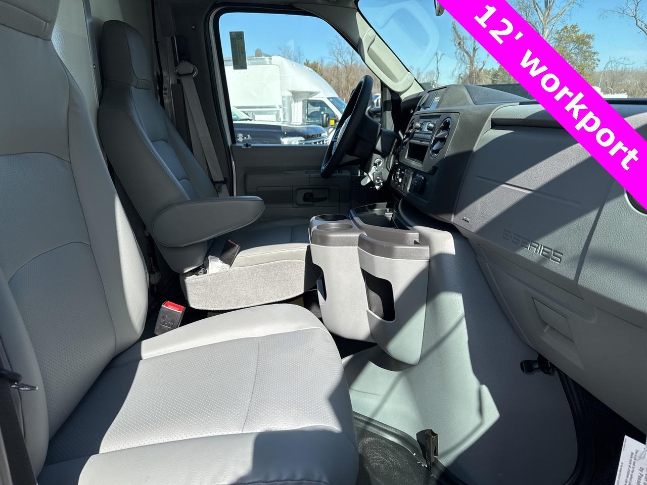 2025 Ford E-350SD Base Warrenton VA