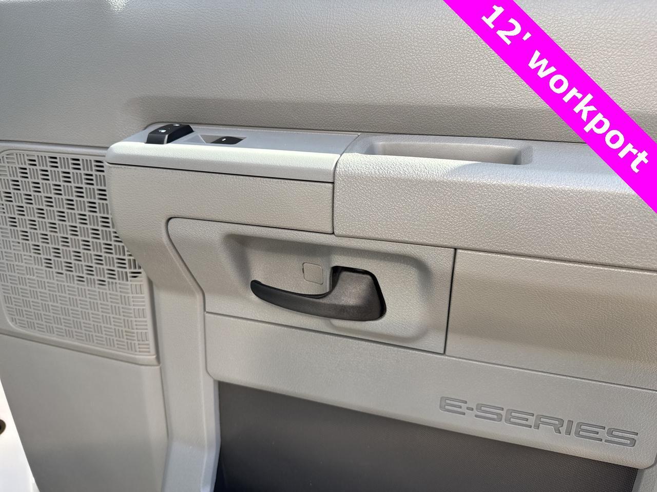 2025 Ford E-350SD Base Warrenton VA