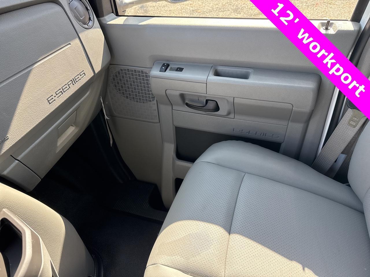 2025 Ford E-350SD Base Warrenton VA