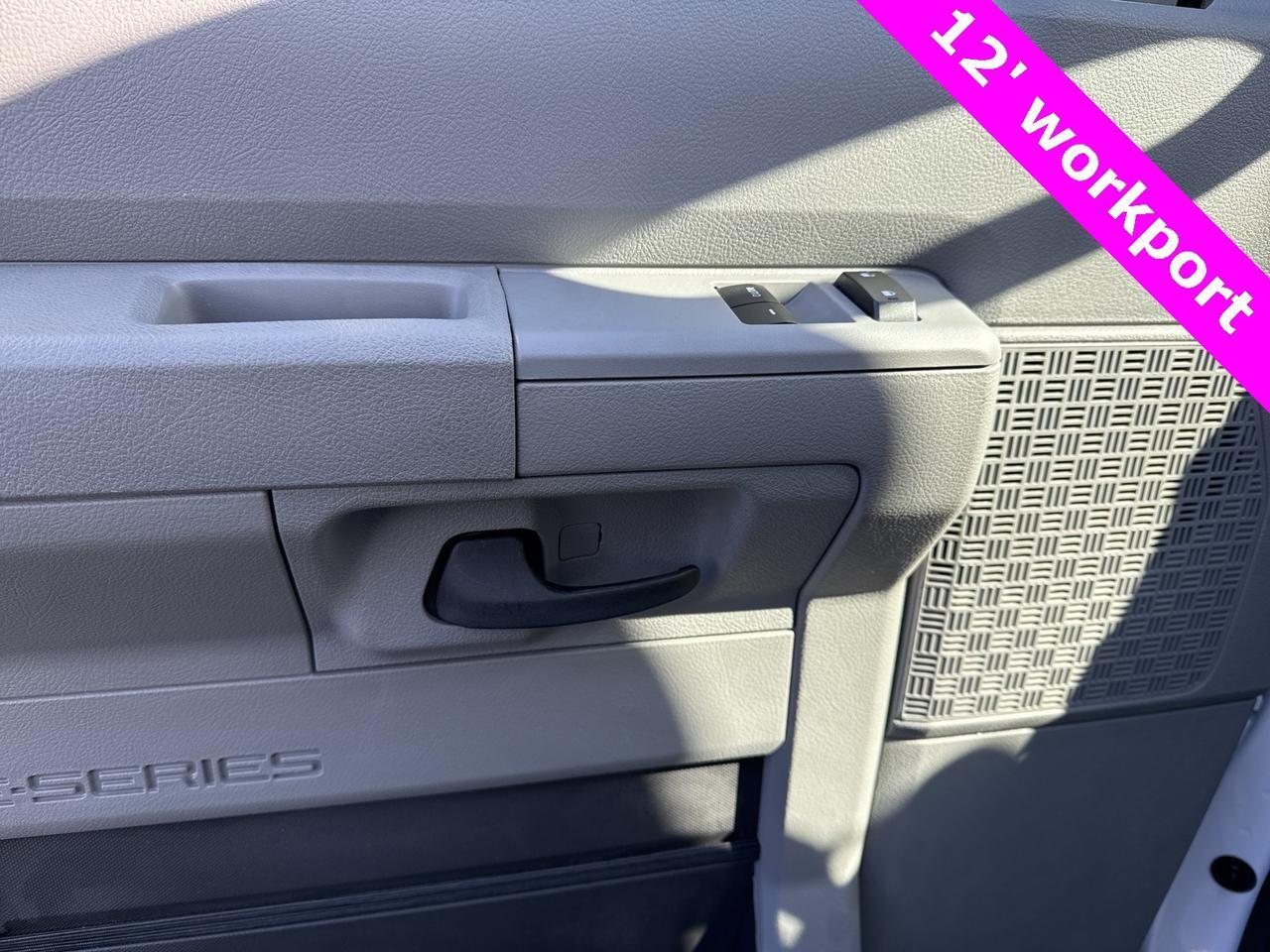 2025 Ford E-350SD Base Warrenton VA