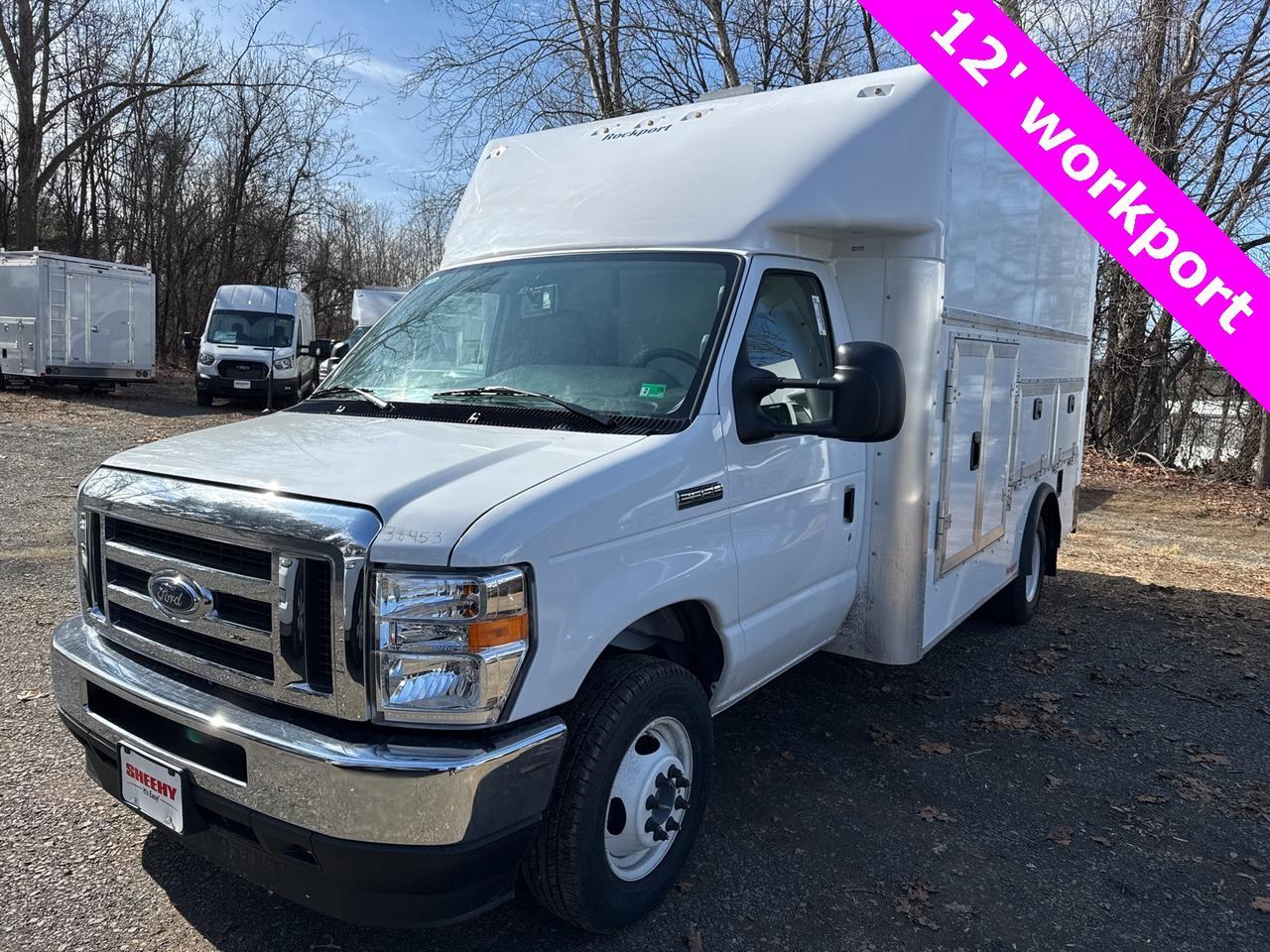 2025 Ford E-350SD Base Warrenton VA