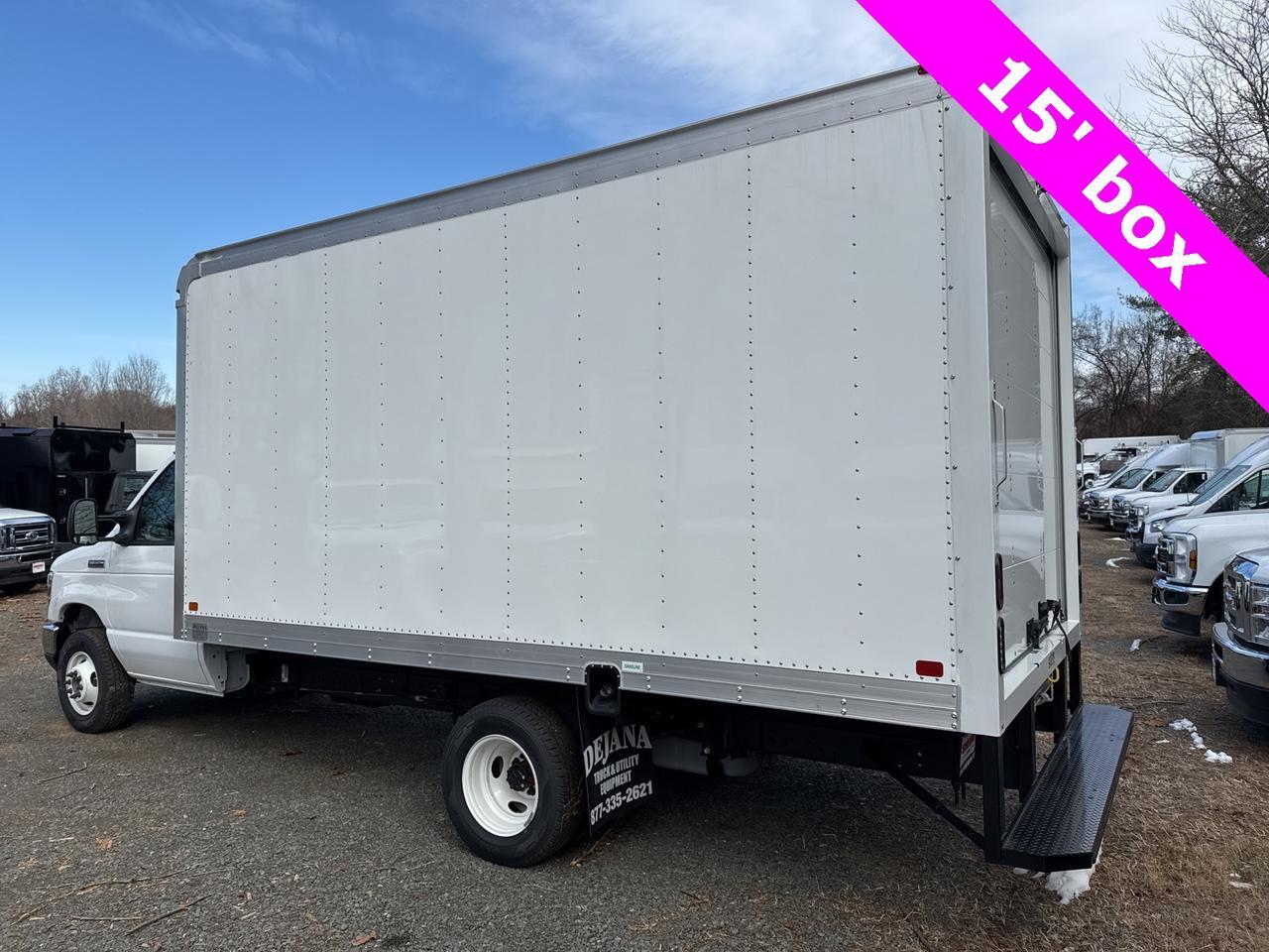 2025 Ford E-350SD Base Warrenton VA
