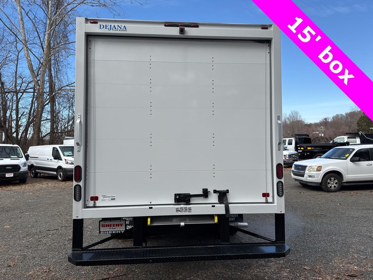 2025 Ford E-350SD Base Warrenton VA