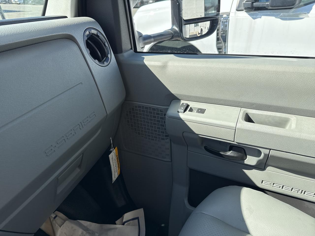 2025 Ford E-350SD Base Warrenton VA