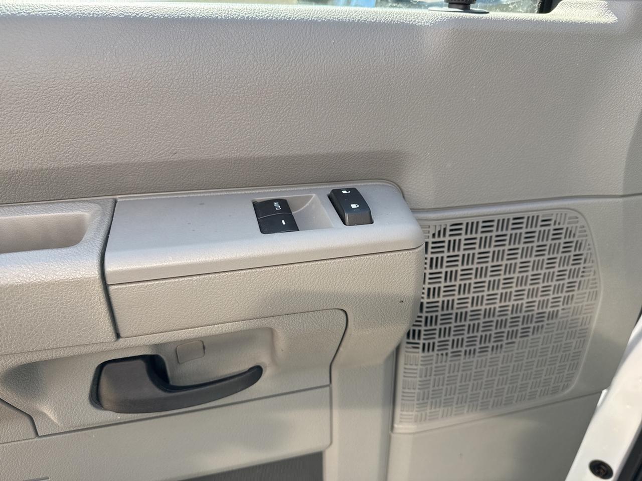 2025 Ford E-350SD Base Warrenton VA