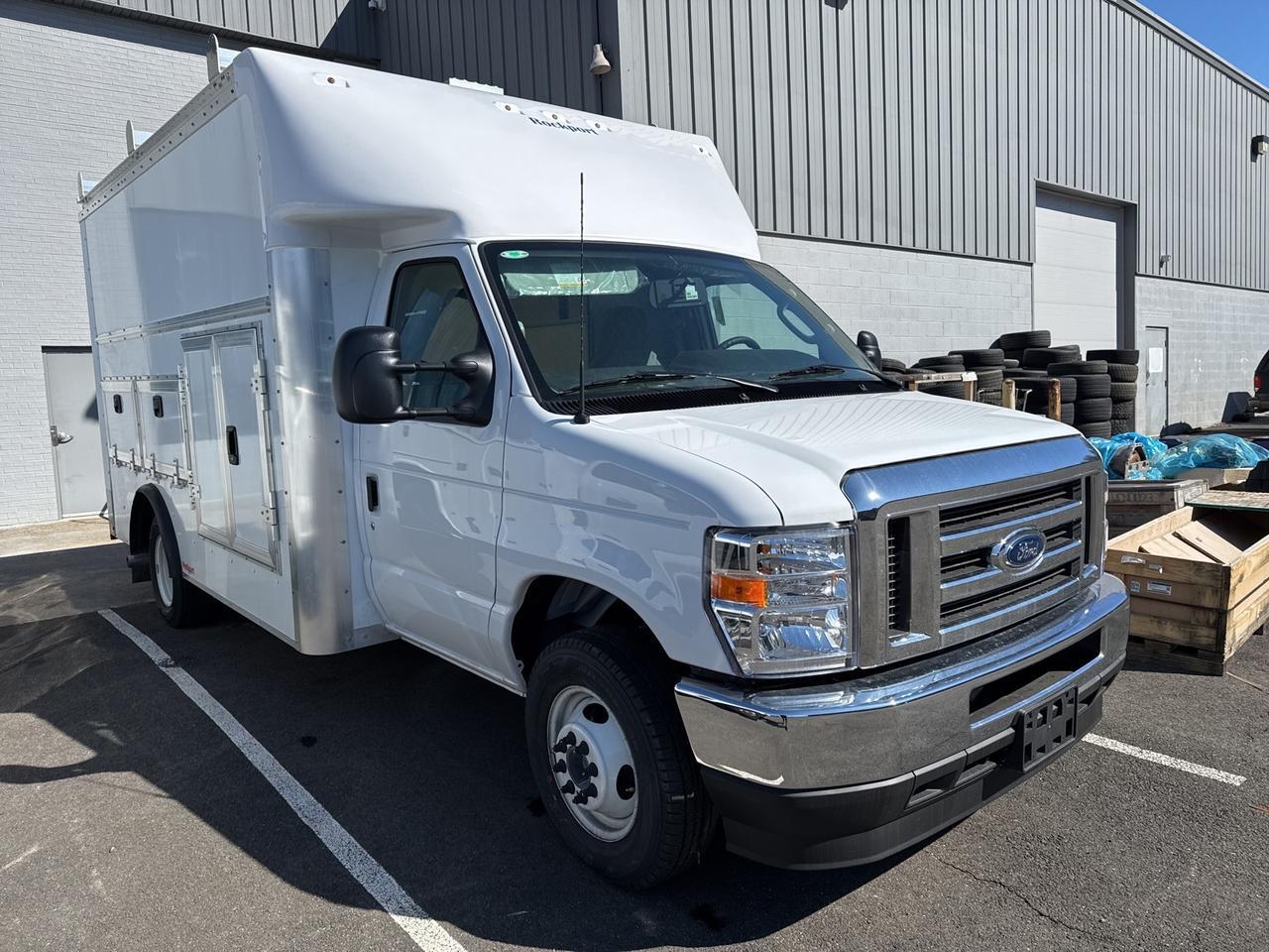 2025 Ford E-350SD Base