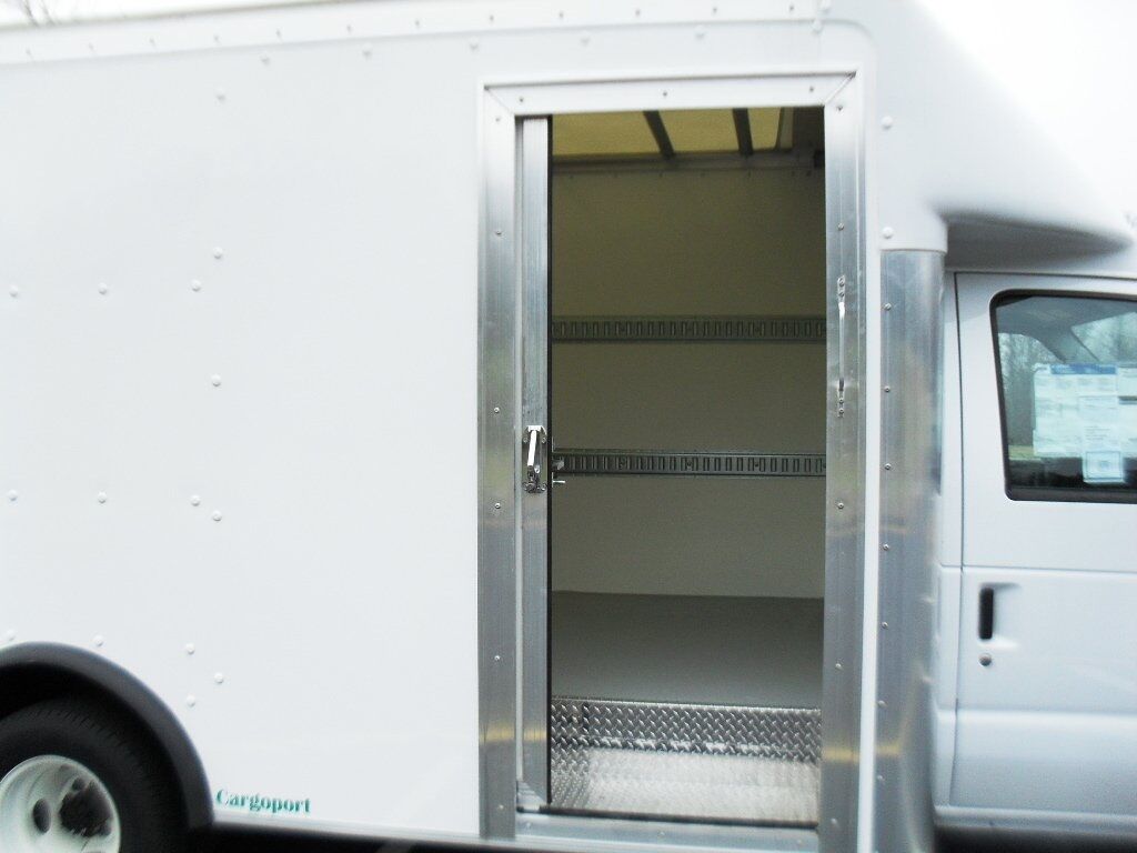 2025 Ford E-450SD Base Ashland VA