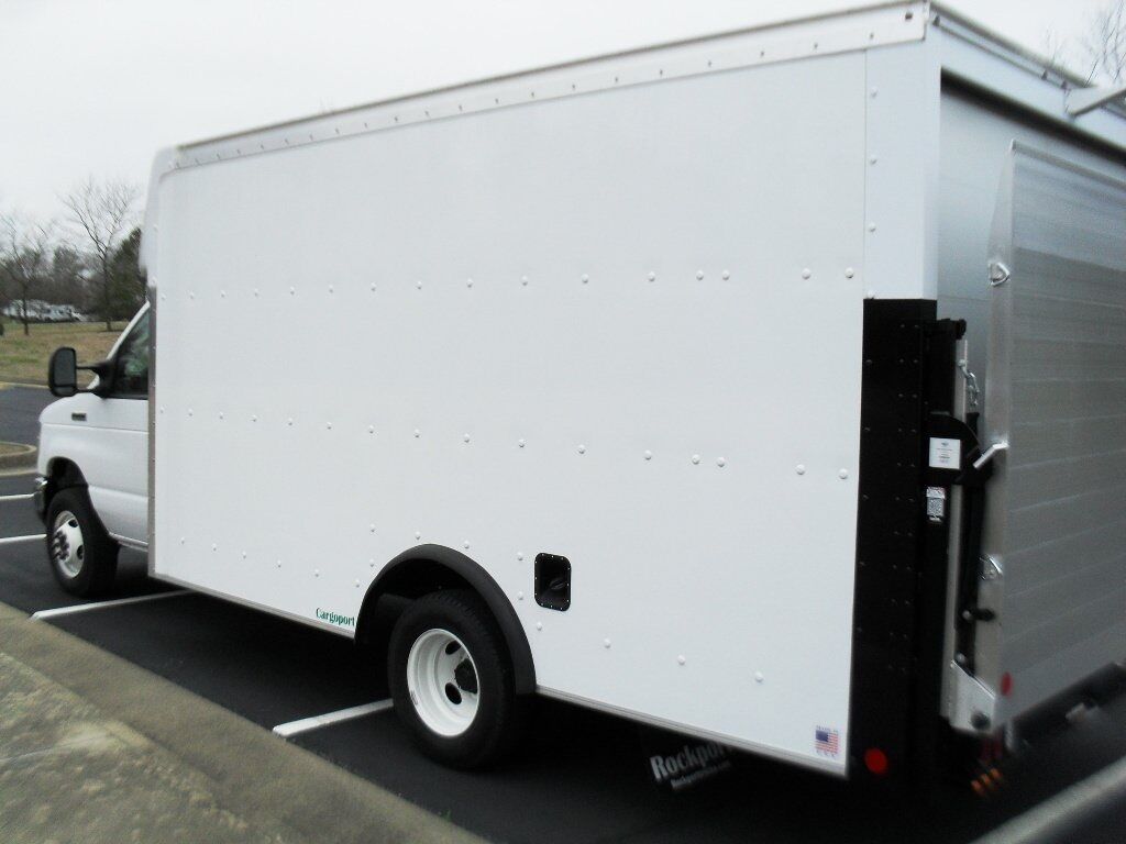 2025 Ford E-450SD Base Ashland VA