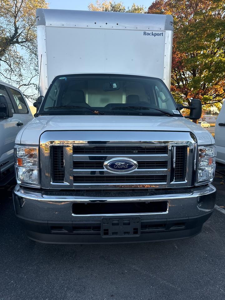 2025 Ford E-450SD Base Gaithersburg MD