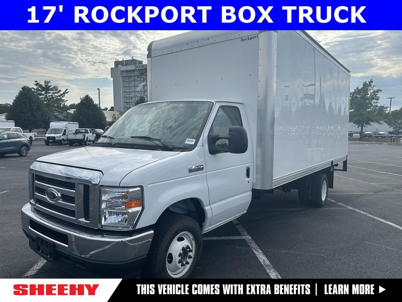 2025 Ford E-450SD Base