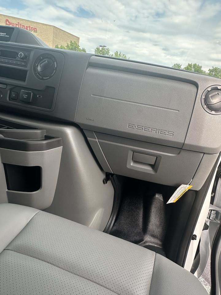 2025 Ford E-450SD Base Gaithersburg MD