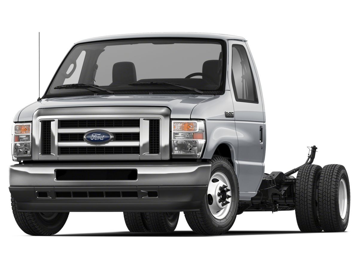 2025 Ford E-450SD Base