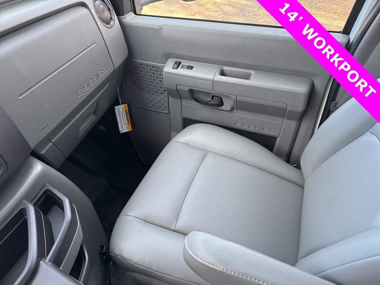 2025 Ford E-450SD Base Warrenton VA