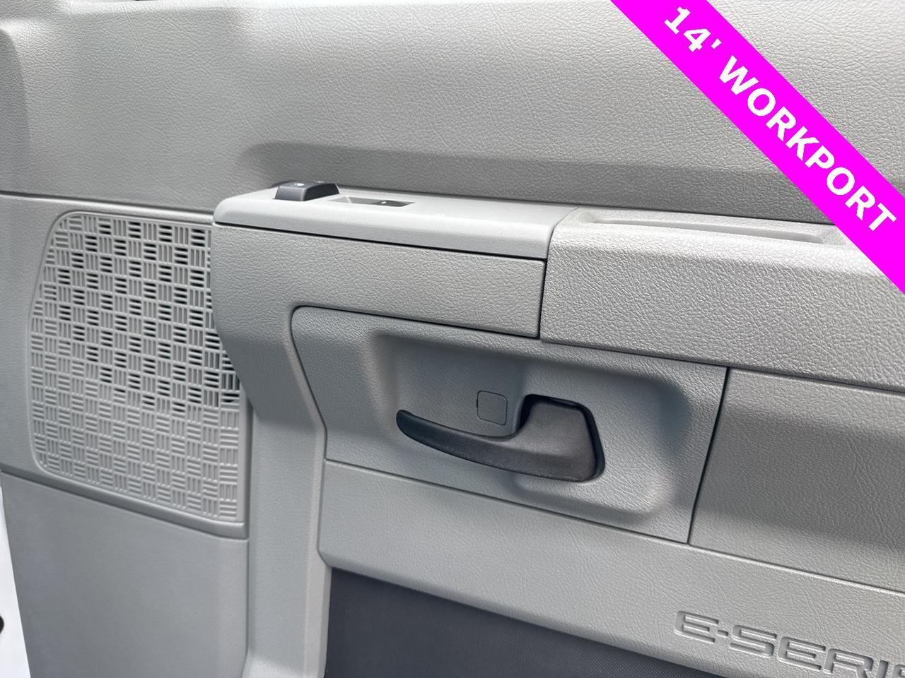 2025 Ford E-450SD Base Warrenton VA