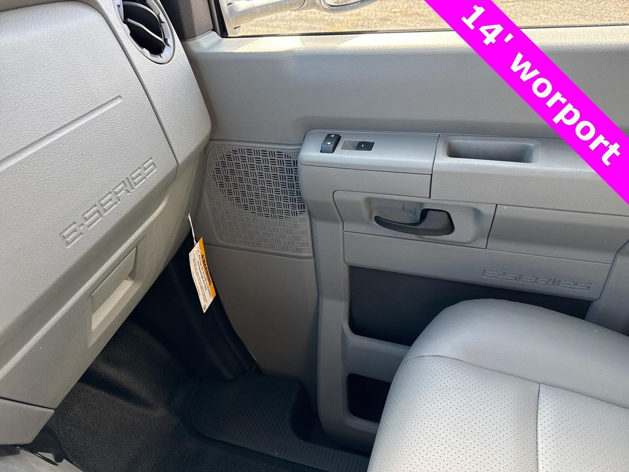 2025 Ford E-450SD Base Warrenton VA