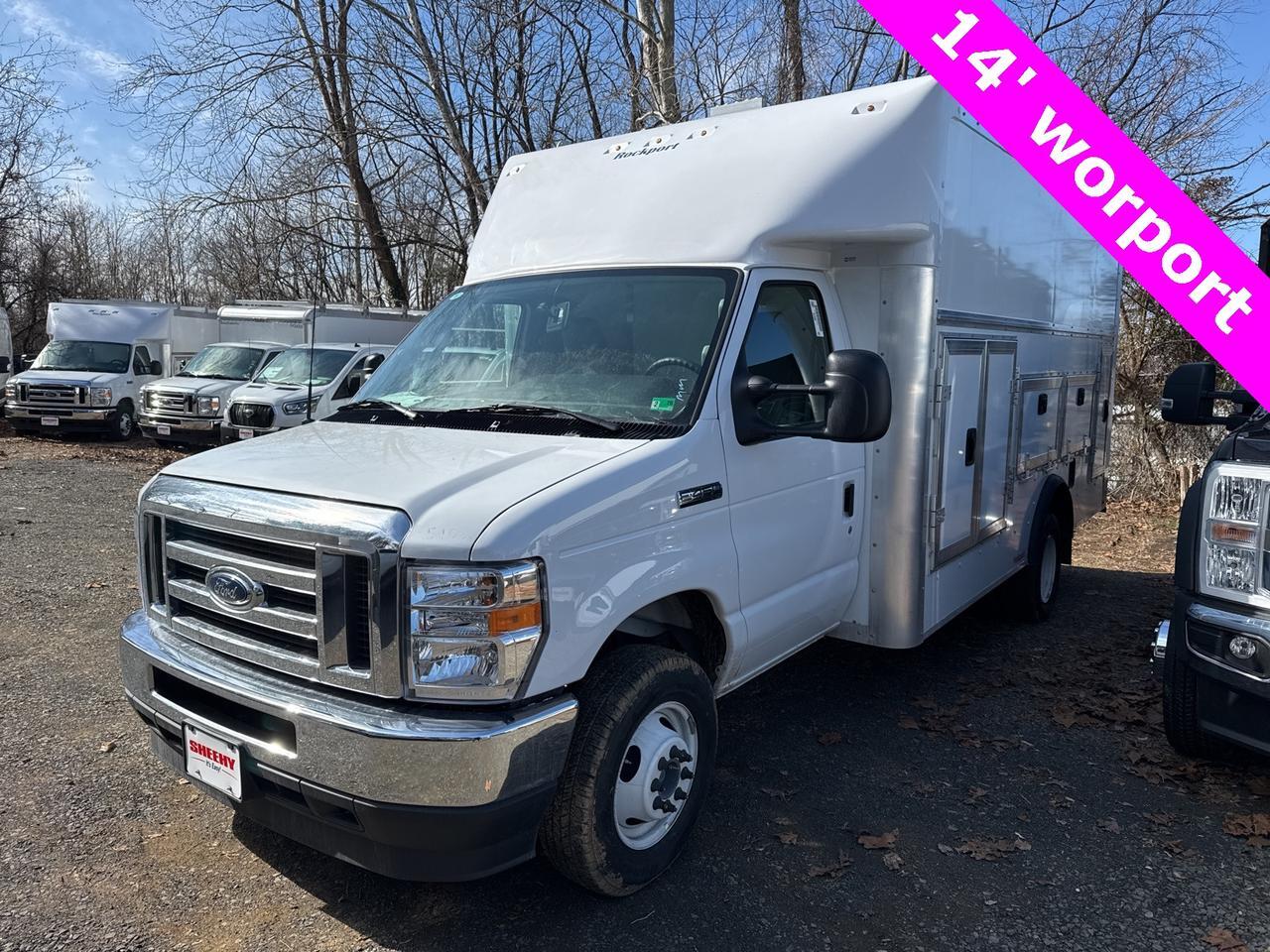 2025 Ford E-450SD Base Warrenton VA