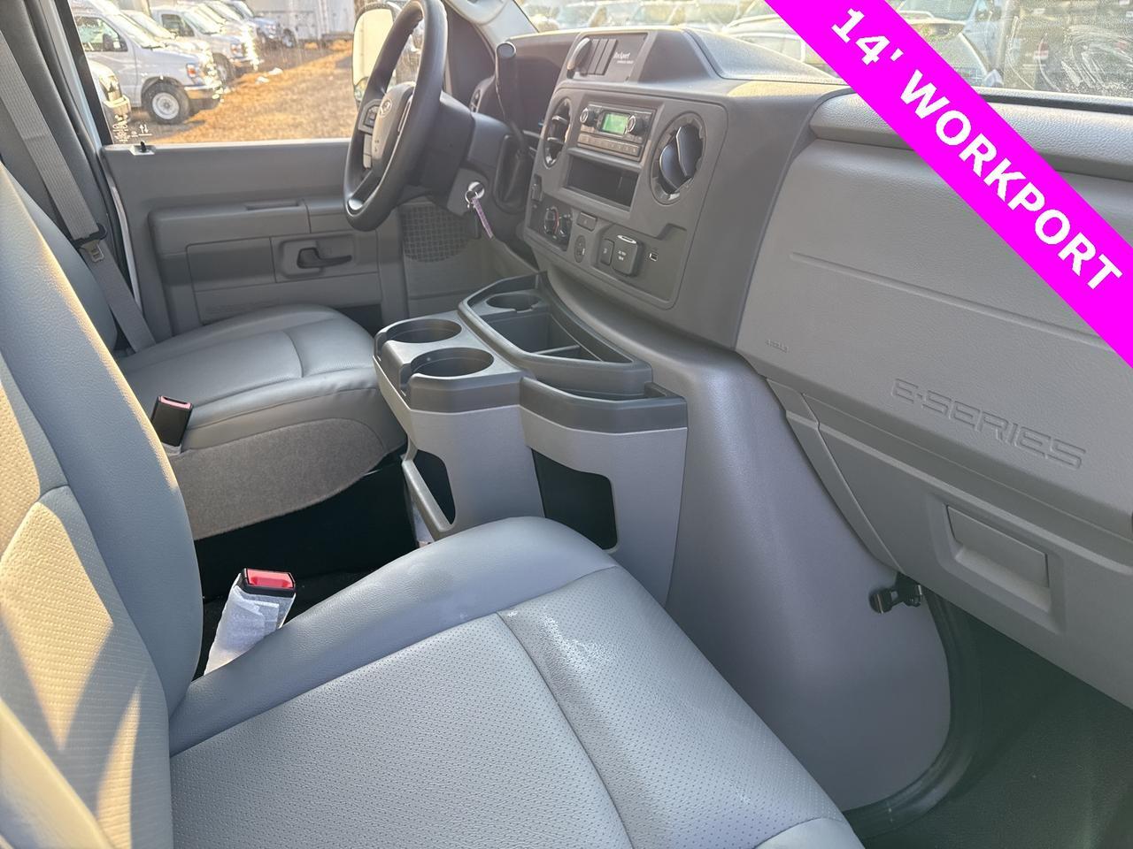 2025 Ford E-450SD Base Warrenton VA