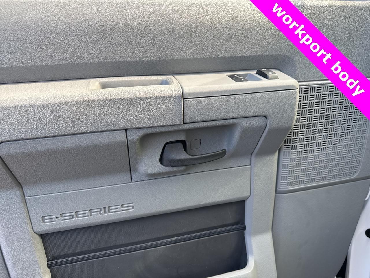 2025 Ford E-450SD Base Warrenton VA