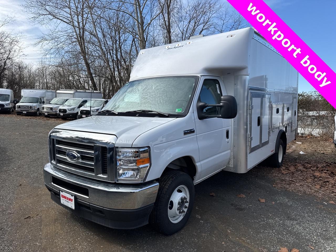 2025 Ford E-450SD Base Warrenton VA