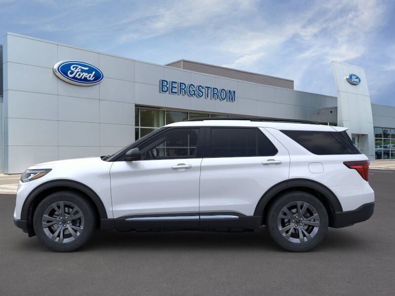 2025 Ford Explorer Active Green Bay WI