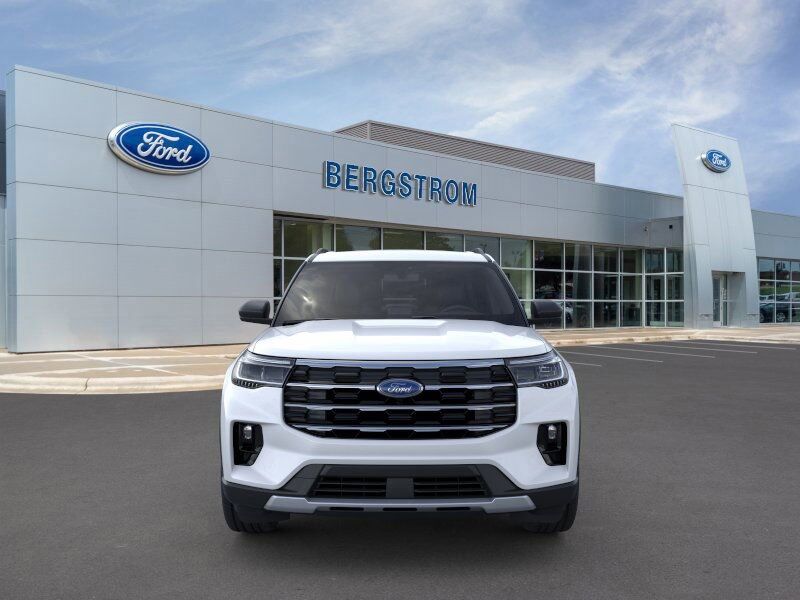 2025 Ford Explorer Active Green Bay WI