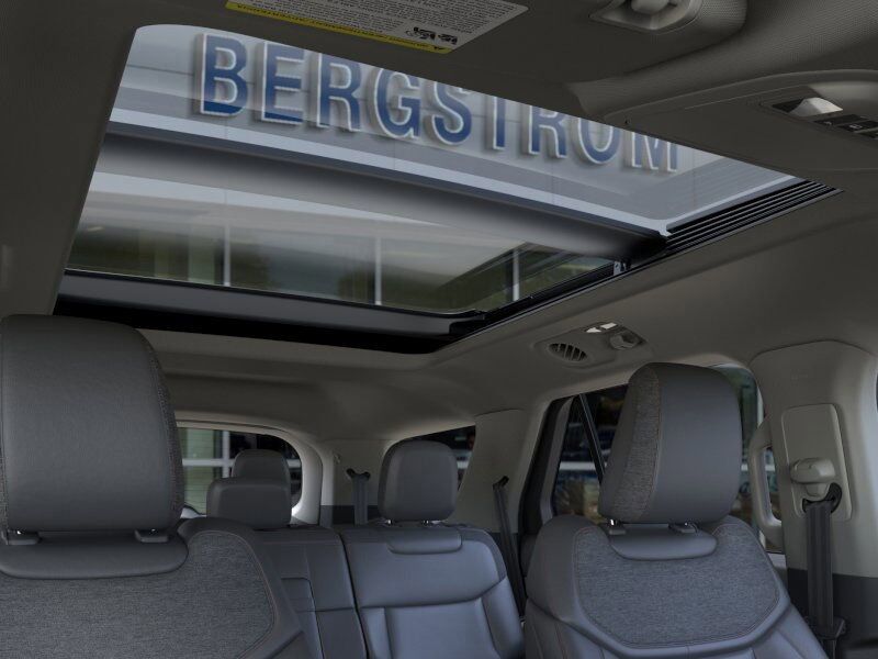 2025 Ford Explorer Active Green Bay WI