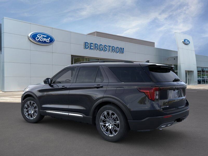 2025 Ford Explorer Active Green Bay WI