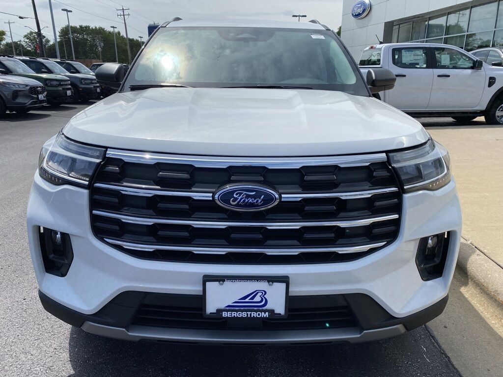 2025 Ford Explorer Active Green Bay WI