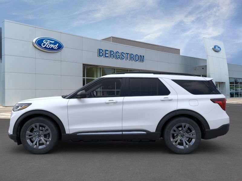 2025 Ford Explorer Active Green Bay WI